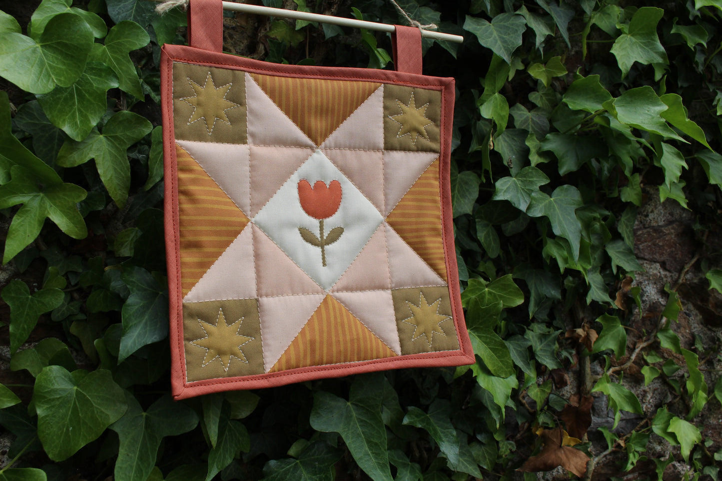Tulip - Mini Quilt Wall Hanging