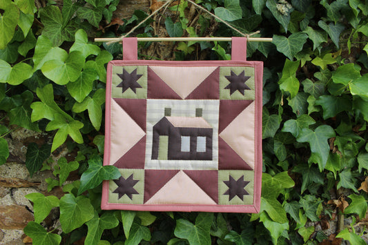 House - Mini Quilt Wall Hanging - Pink / Green