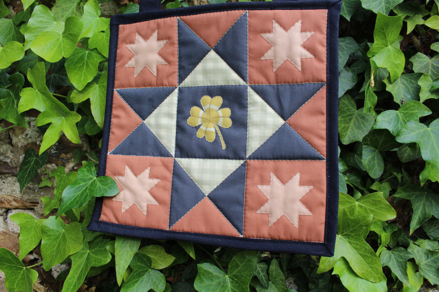 Clover - Mini Quilt Wall Hanging