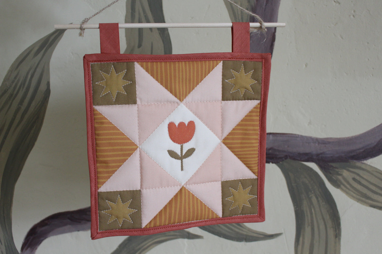 Tulip - Mini Quilt Wall Hanging