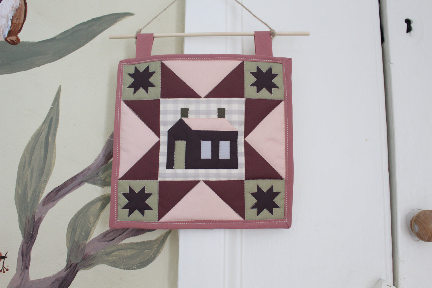 House - Mini Quilt Wall Hanging - Pink / Green