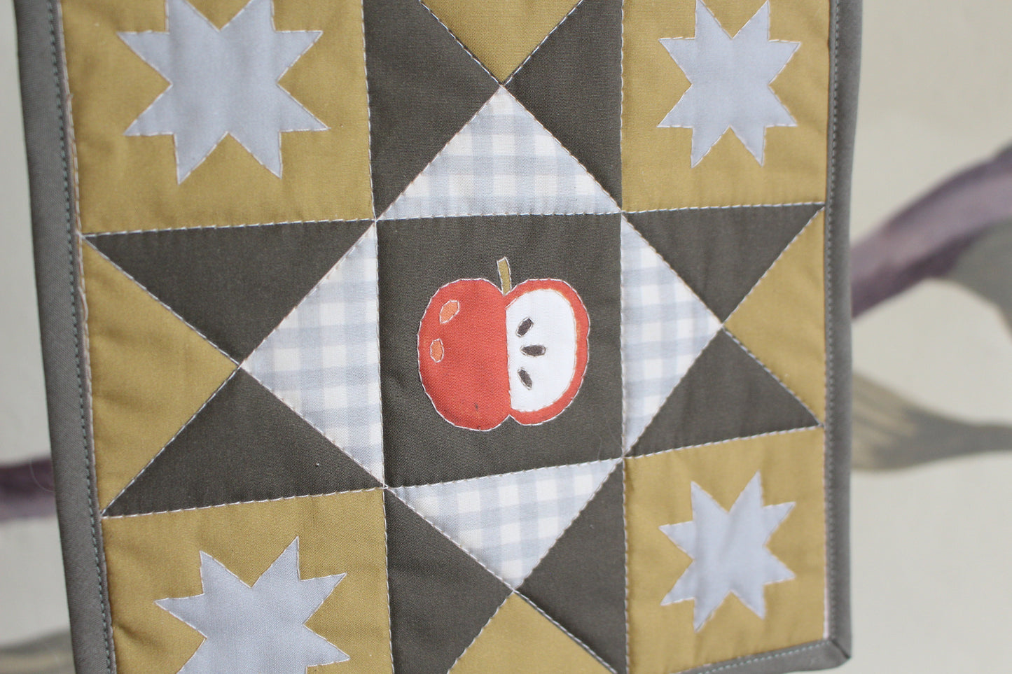 Apple - Mini Quilt Wall Hanging