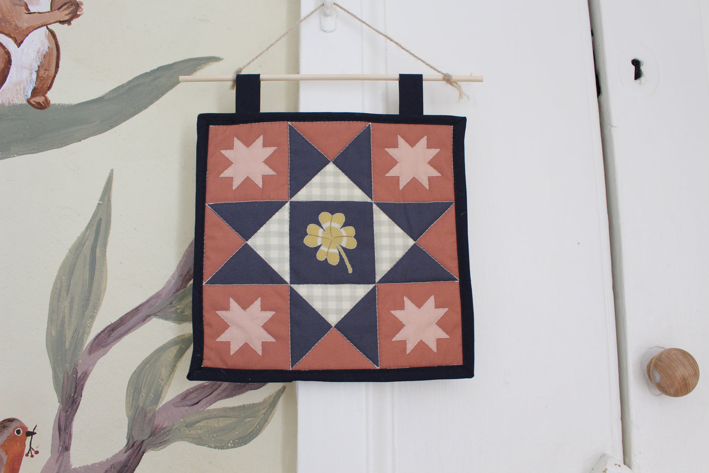 Clover - Mini Quilt Wall Hanging