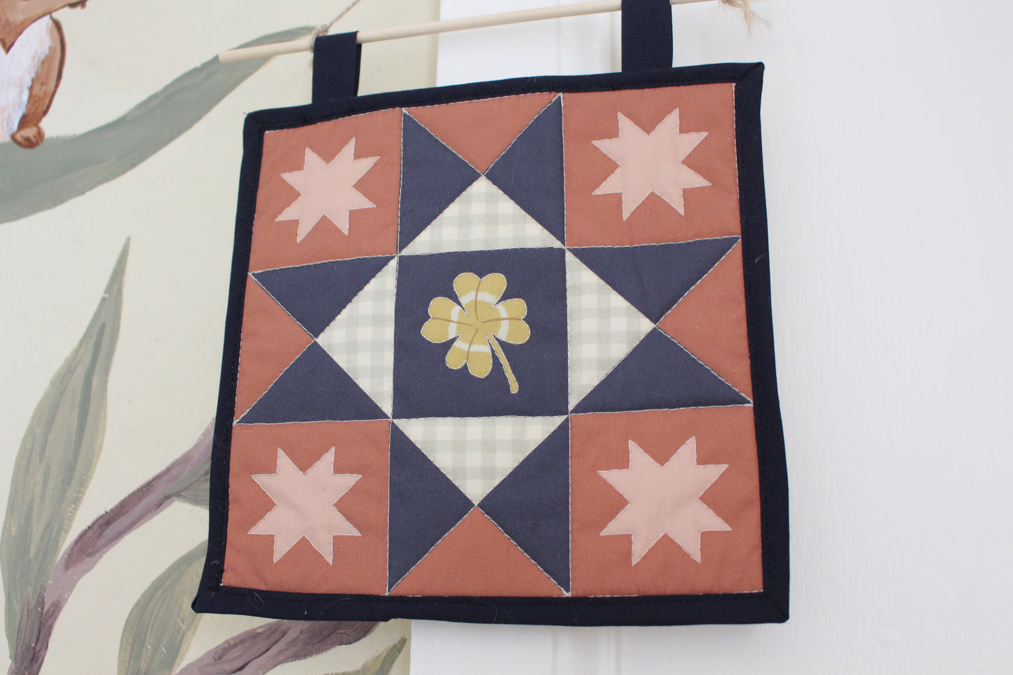 Clover - Mini Quilt Wall Hanging