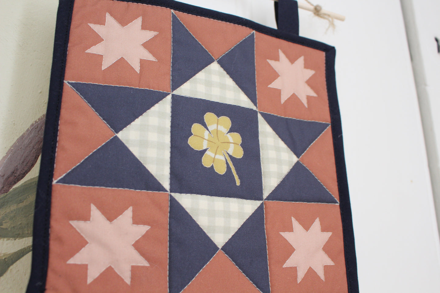 Clover - Mini Quilt Wall Hanging