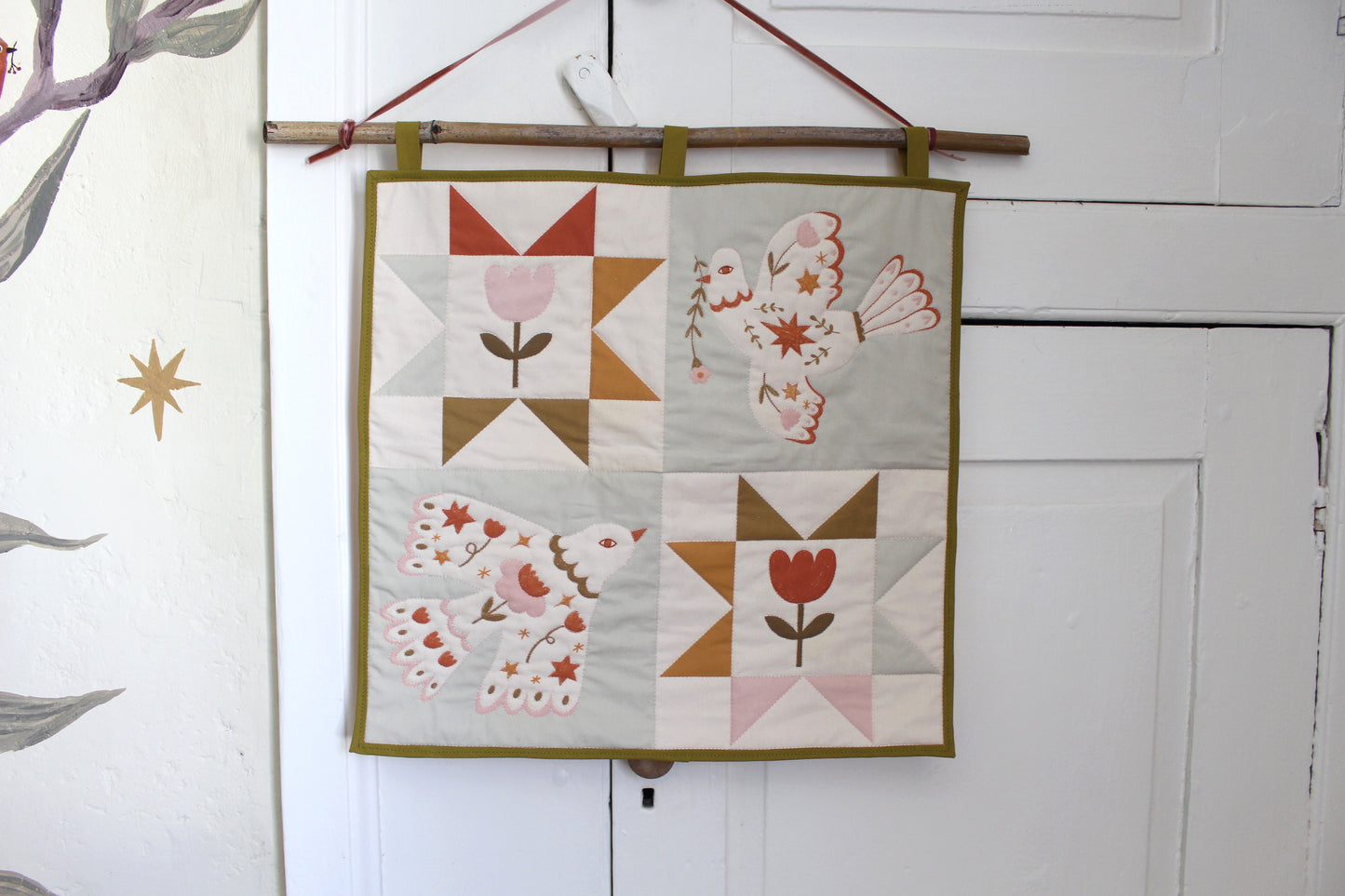 Folk Art Dove Birds Quilt Wall Hanging