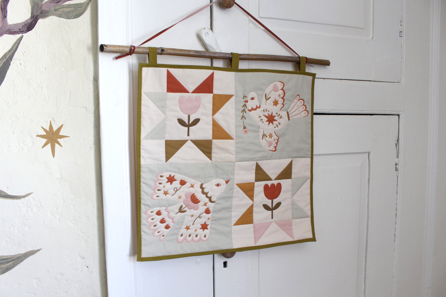Folk Art Dove Birds Quilt Wall Hanging