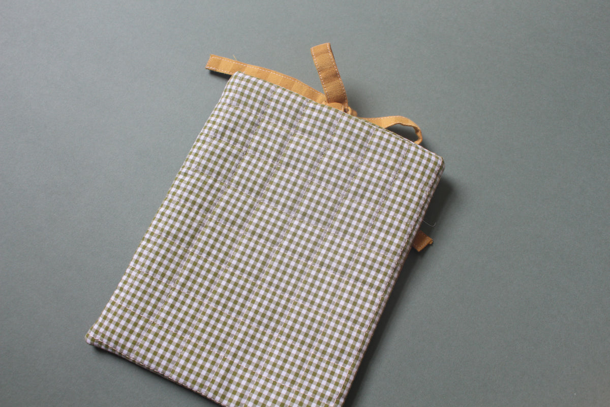 Quilted Book Sleeve - Tulip Green & Pink  - Small - Paperback / Kindle